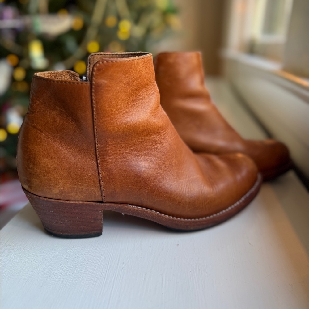 Adelante Granada Bootie - Caramel - 7.5